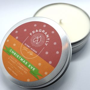 Christmas Eve - Cranberry and Clementines scented candle 110 gr - side angle