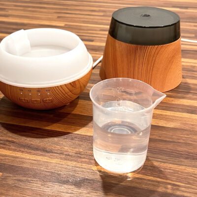 Fragrantly aroma diffuser with measuring cup