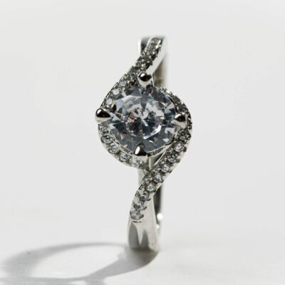 Fragrantly Diamond Collection Rings Split Shank