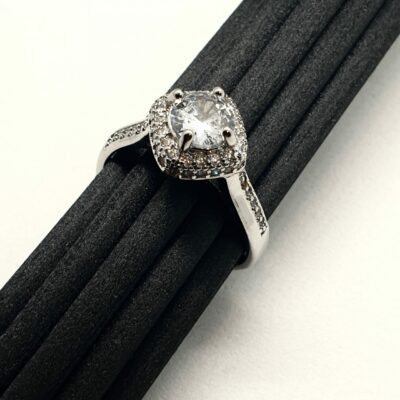 Fragrantly Diamond collection rings top view