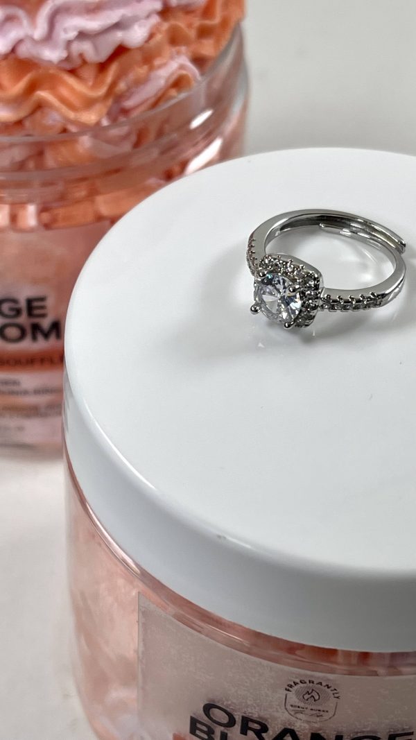 Close up ring - Orange Blossom - Whipped Soap met verborgen 925 S ring