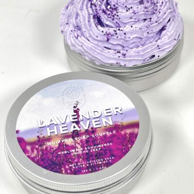 Fragrantly Lavender Heaven whipped soap souffle in blik bovenaanzicht