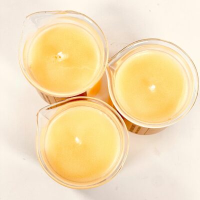 Top view Fragrantly Body Serum candle