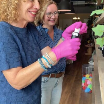 Reserveer jouw eigen live parfum workshop bij Fragrantly - Afbeelding 4