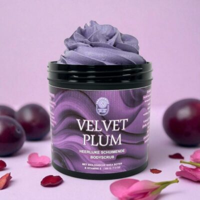 Velvet Plum whipped body scrub van Fragrantly